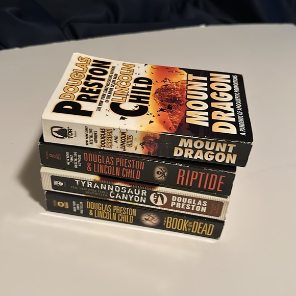 Douglas Preston & Lincoln Child Novels Bundle Of 4 - Picture 6 of 7